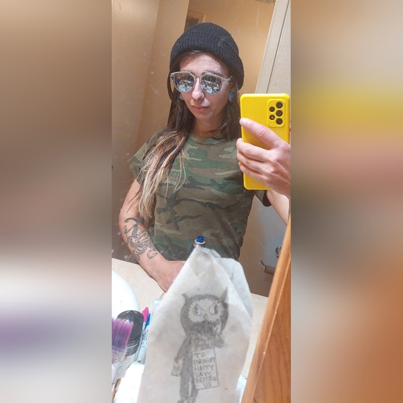 Mirrored Lens Round Aviator Unisex Sunglasses - Picture 6 of 6